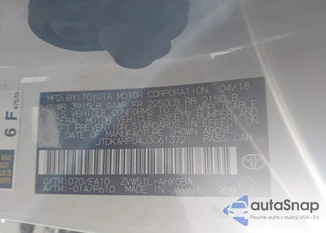 2018 Toyota Prius Four из США, поврежденный, VIN JTDKARFU4J3061372